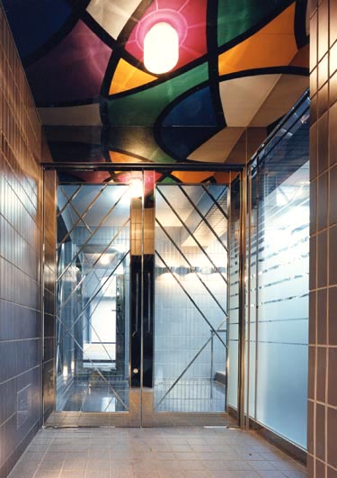 �r�c�̉ƌ��փz�[��